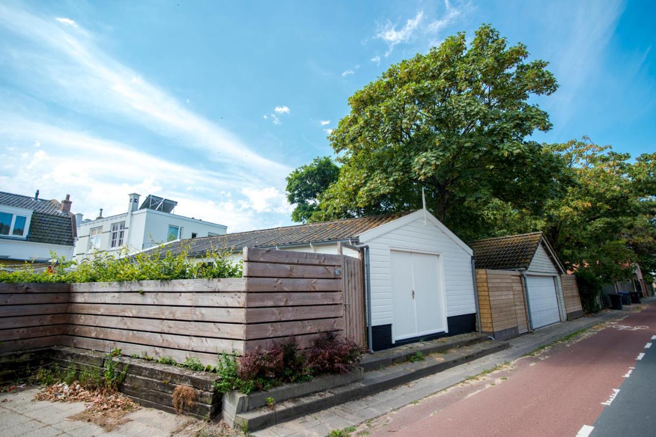 Therese Characteristic Garden Cottage Zandvoort Exterior foto
